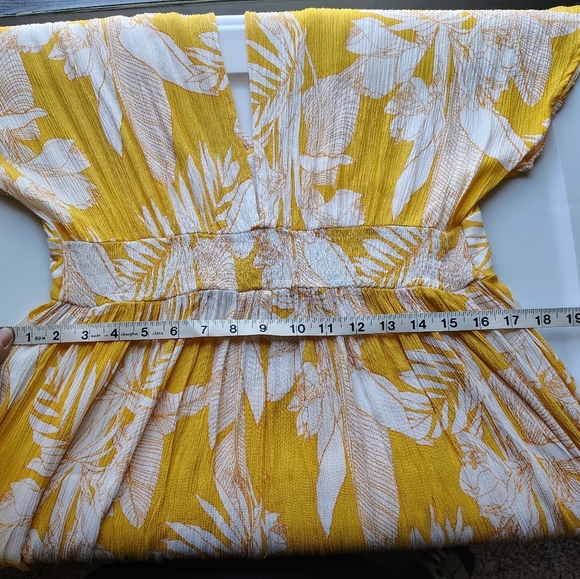 NWOT Cupshe maxi Sundress yellow tropical leaf print Hawaiian Resort Wear L. - Picture 14 of 16